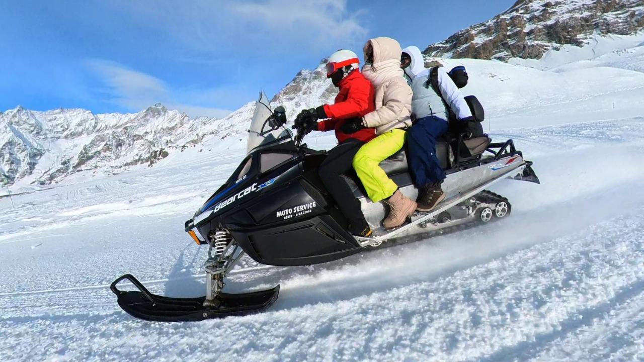 Hotel Lo Stambecco Breuil-Cervinia Exteriör bild