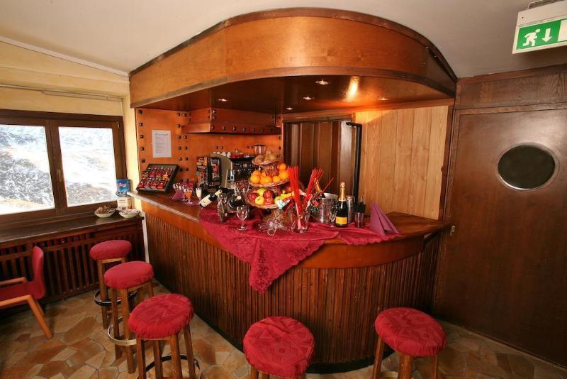 Hotel Lo Stambecco Breuil-Cervinia Exteriör bild