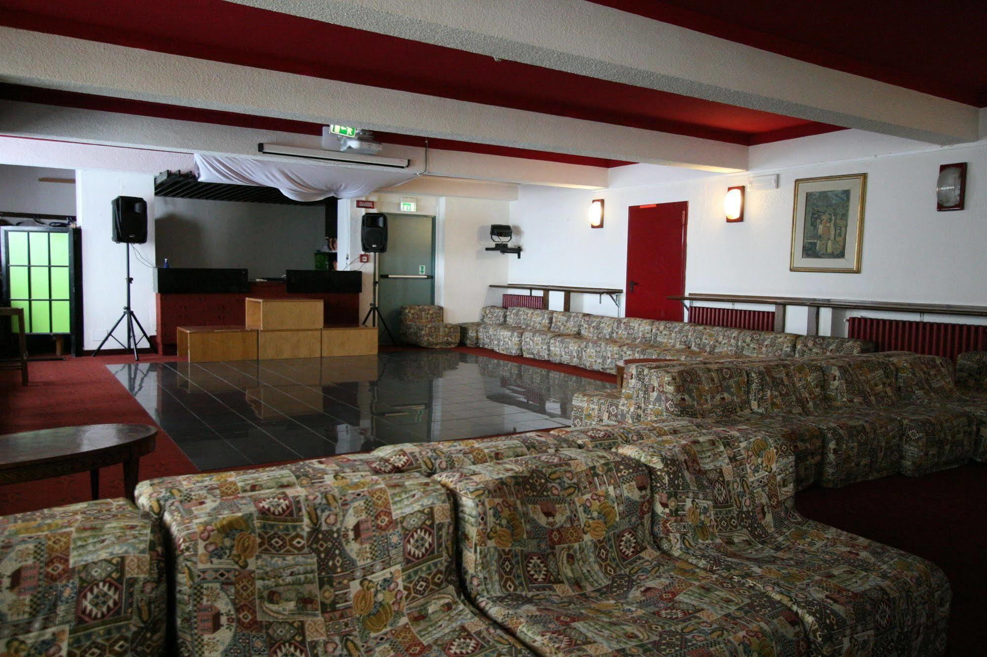 Hotel Lo Stambecco Breuil-Cervinia Exteriör bild