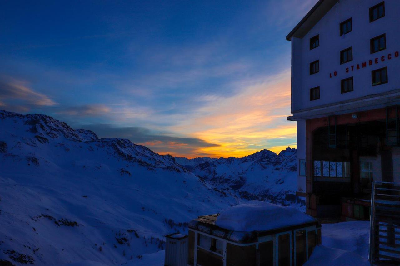 Hotel Lo Stambecco Breuil-Cervinia Exteriör bild
